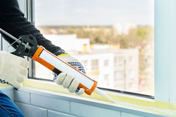 Window Recaulking Service in Bountiful