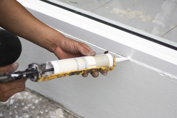 Window Caulking Replacement in Bountiful